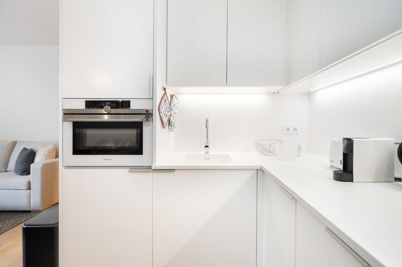 Whome | Prime Location Luxury Apartment Лиссабон Экстерьер фото